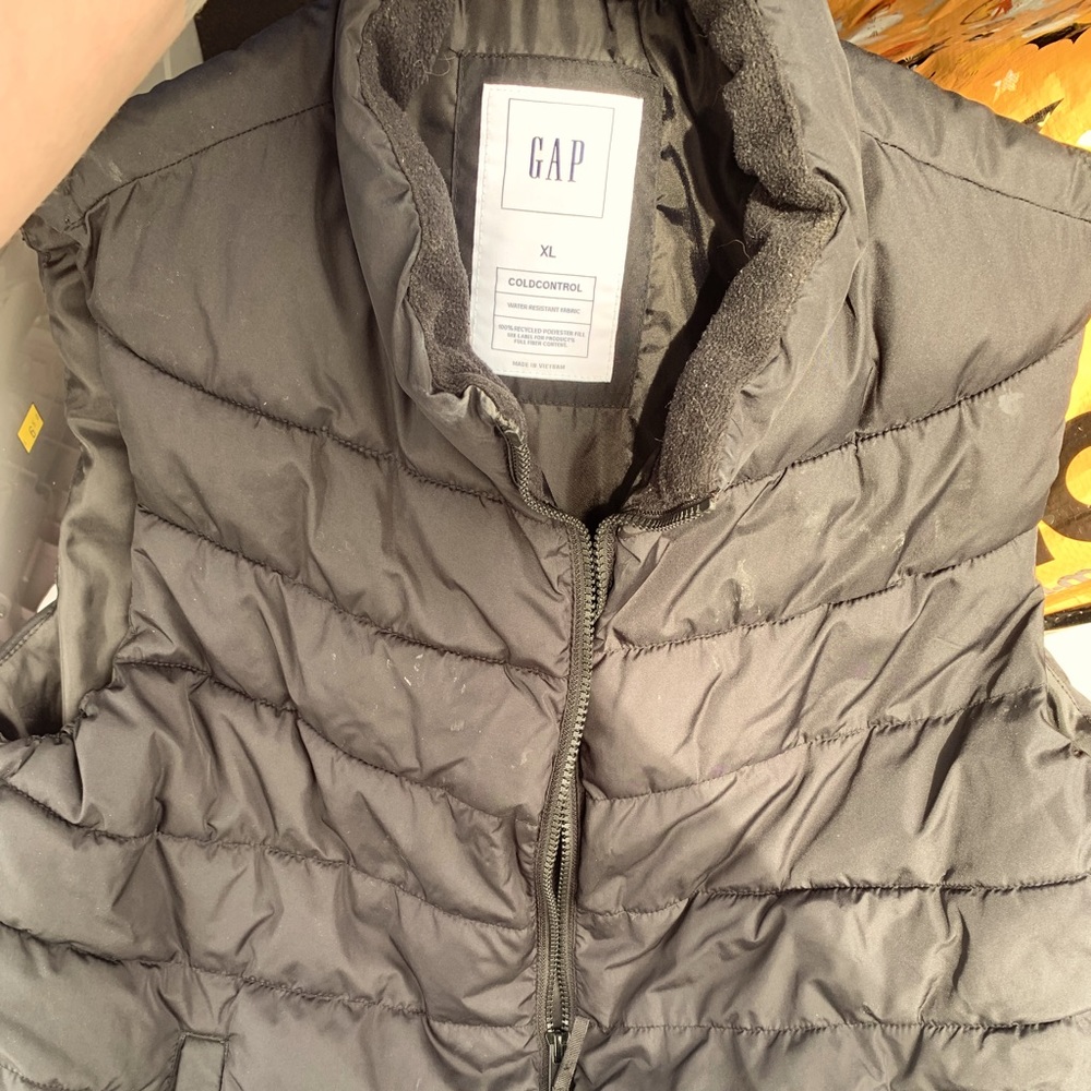 Gap vest